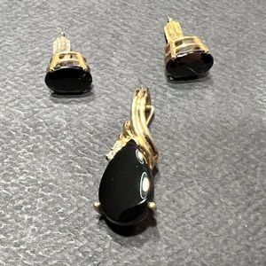 Ladies 14K yellow gold slide pendant